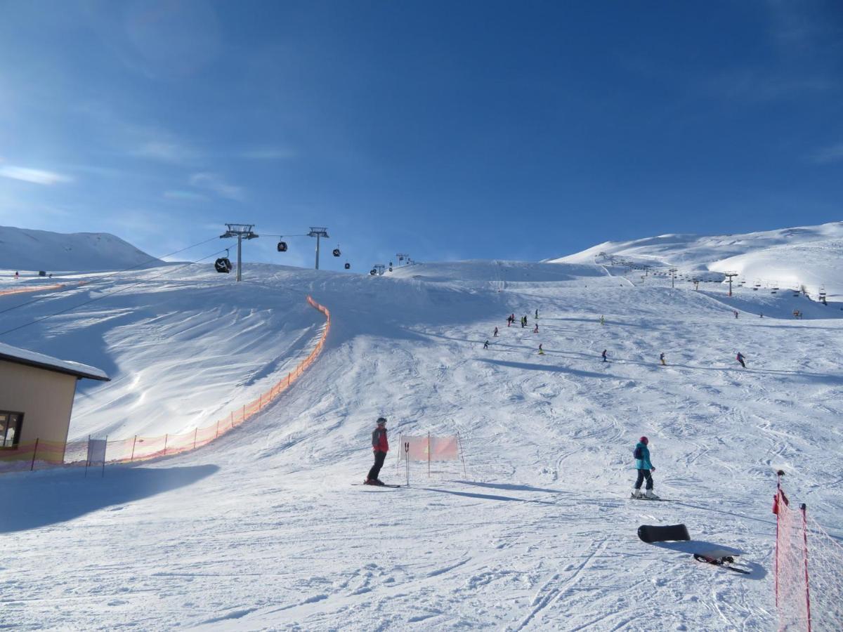 Garni Gimea Hotell Livigno Exteriör bild