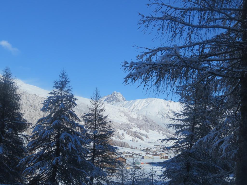 Garni Gimea Hotell Livigno Exteriör bild